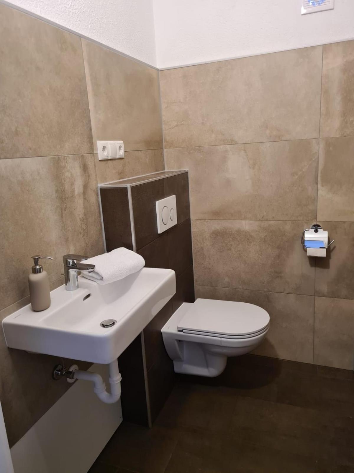 Apartment Huter Jerzens Luaran gambar